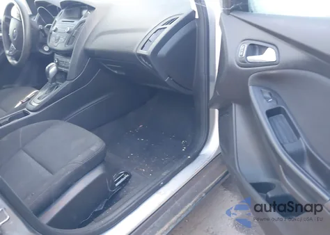 2015 Ford Focus Se z USA, uszkodzony, nr VIN 1FADP3K21FL350666